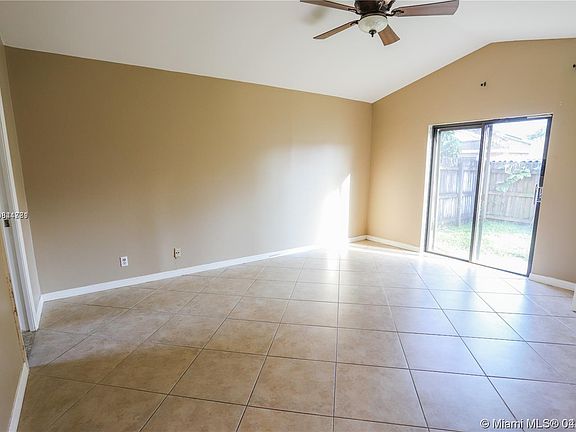 5th image of 9806 SW 57th St #0