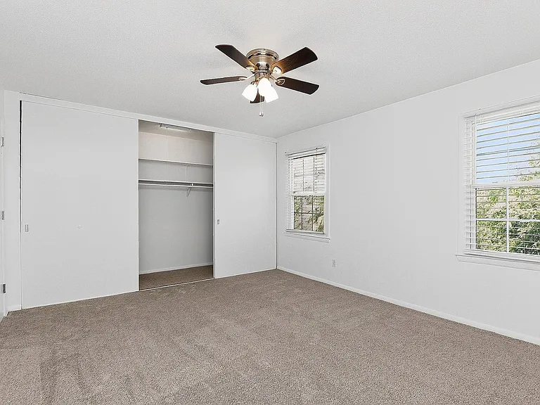 4605 Hedgemore Dr #D — Photo 16