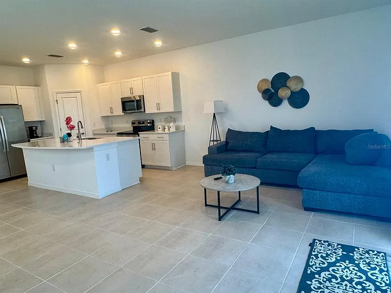 5715 Archipelago St — Photo 9