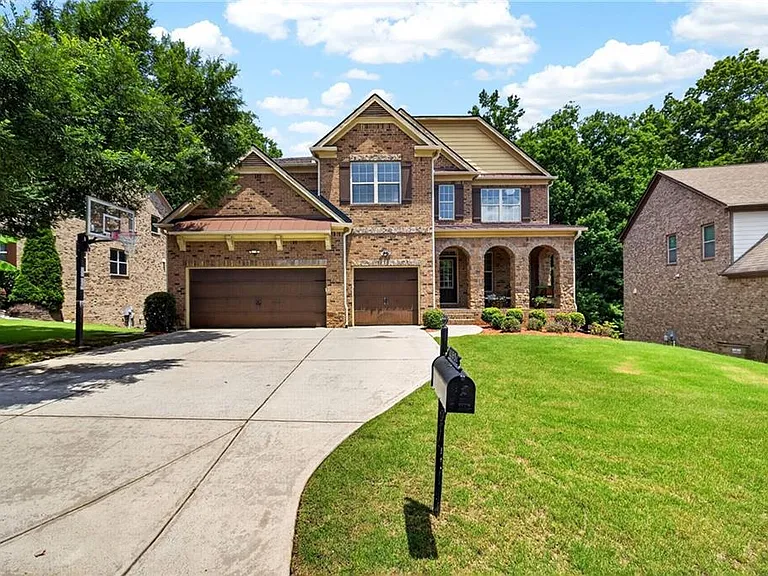 1185 Gallatin Way — Photo 2