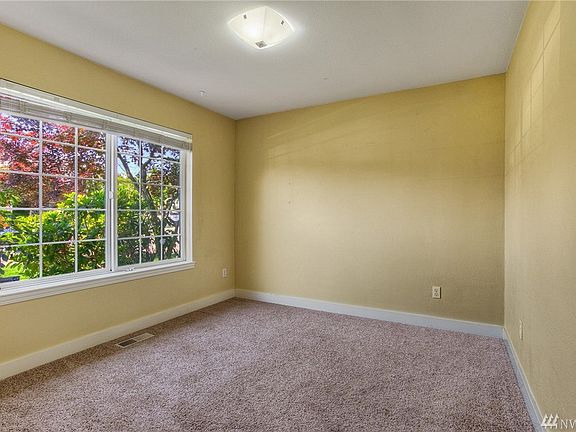 5th image of 16517 135th Avenue Ct E