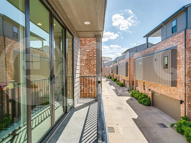 1552 Cosette Dr — Photo 19