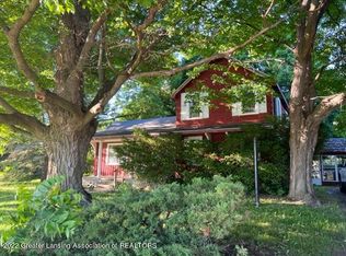 864 Hogsback Rd, Mason, MI 48854
