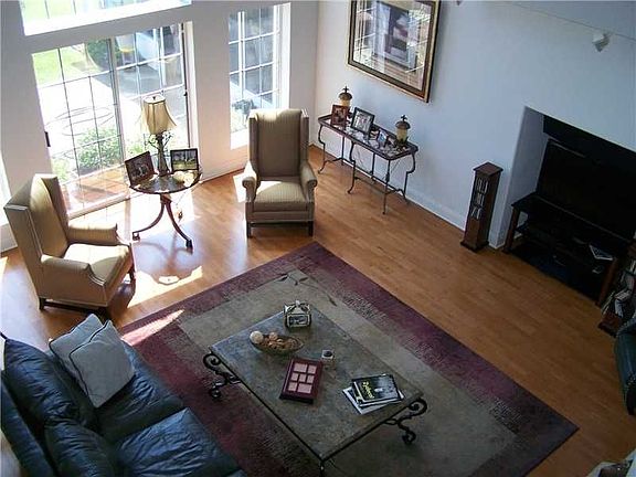 3rd image of 2720 Bay Forest Dr