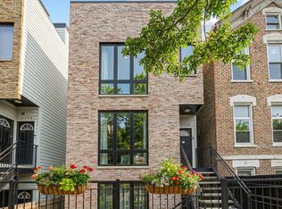 1738 W 17th St #3, Chicago, IL 60608