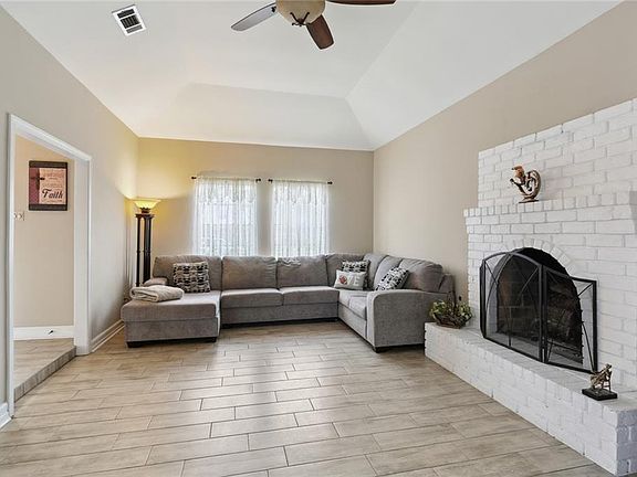 4th image of 3741 Red Cypress Dr