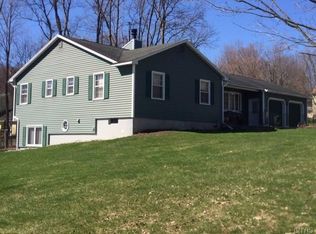 6175 Applewood Dr, La Fayette, NY 13084