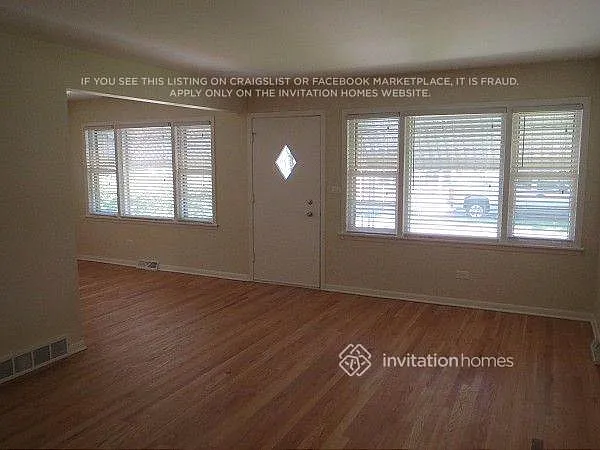 110 Englewood Ave Bellwood, IL 60104 — Photo 2