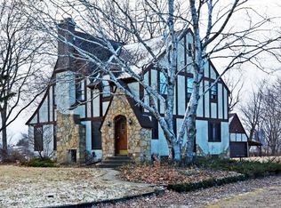 274 S Maple Ave, Le Center, MN 56057