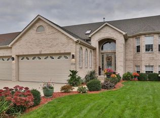 10340 Trevino St, Winfield, IN 46307
