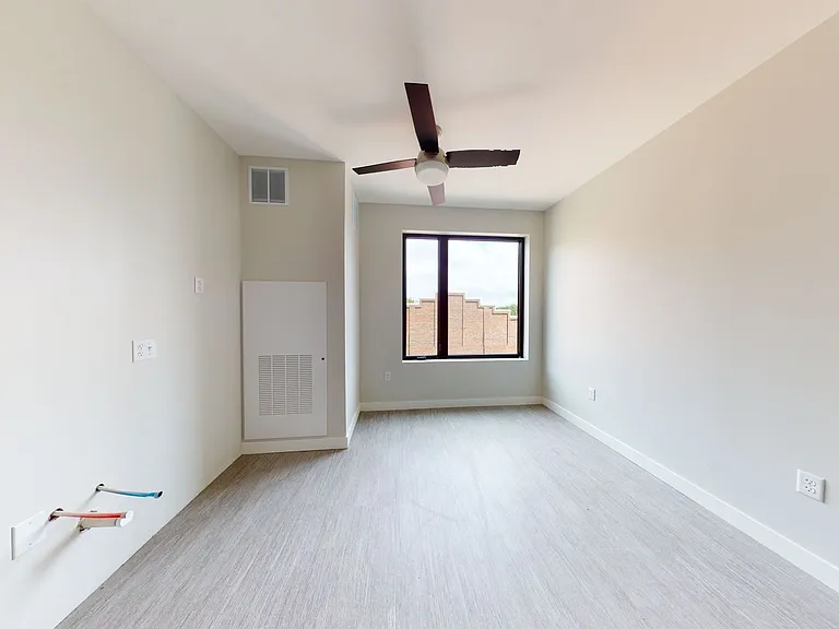 Canary Lofts — Photo 22