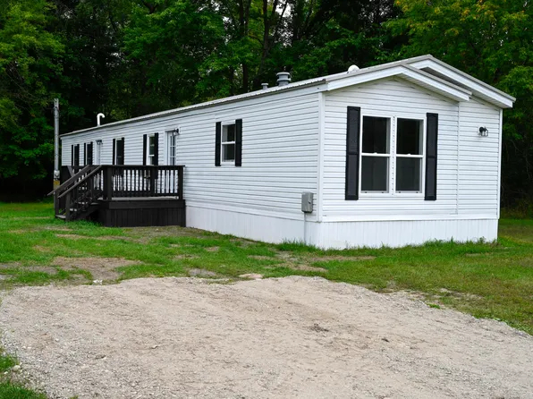 8928 Seven Mile Rd, Evart, MI 49631