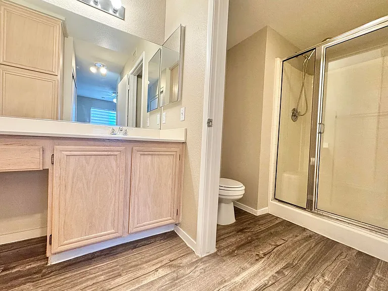 8070 W Russell Rd #2121 — Photo 10