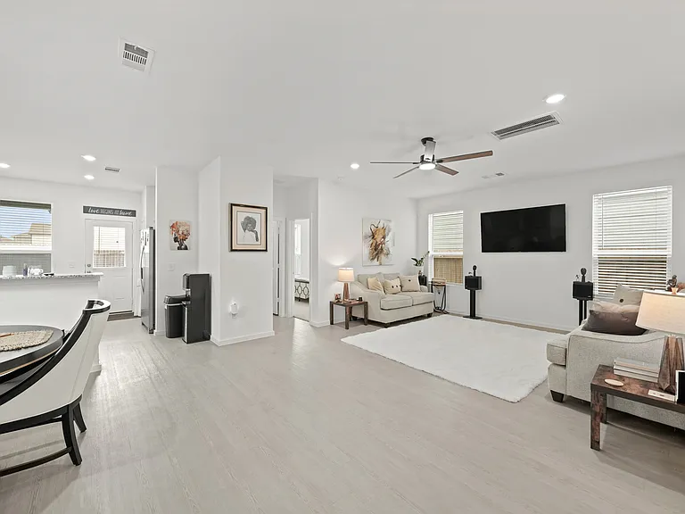 26235 Arrowleaf Dr — Photo 6