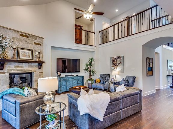 4th image of 1837 Snapdragon Rd