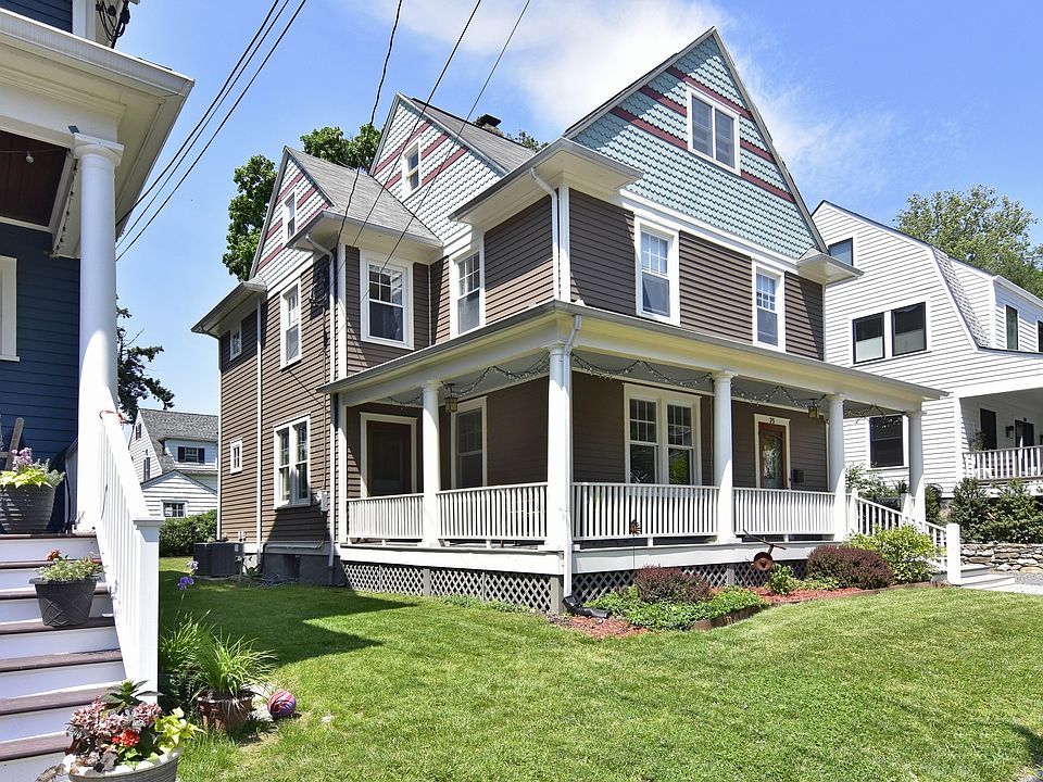 1st image of 25 Elm Pl