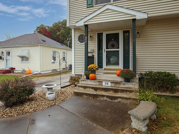 2nd image of 36 Blackhawk Hills Dr