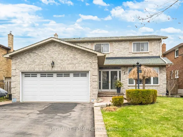 909 Lovingston Cres, Mississauga, ON L4W 3S6