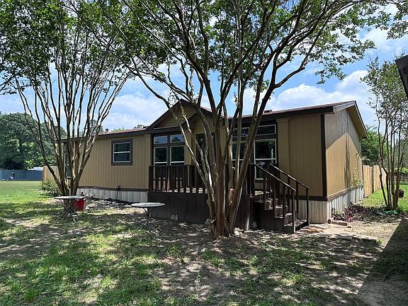 4th image of 11896 Oak Apple Ct