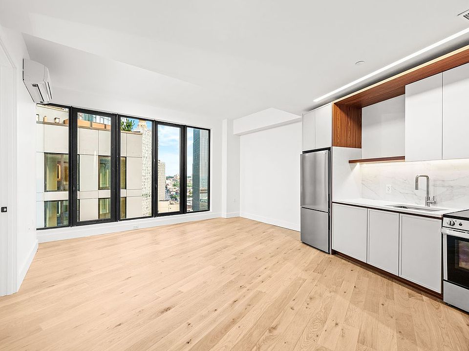 1st image of 570 Fulton St #20J