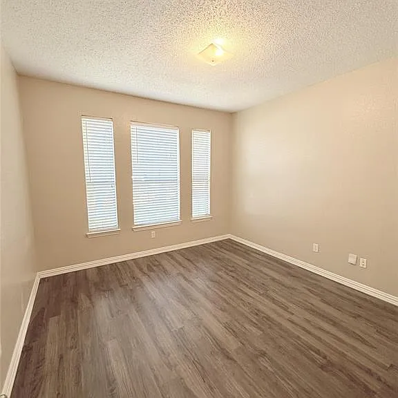 GUEST BEDROOM DOWNSTAIRS