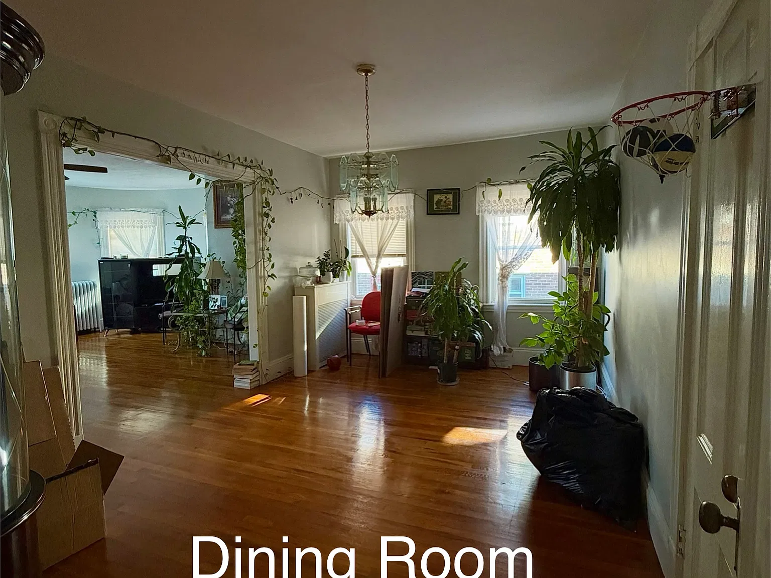 3 bed, $3,000 — Photo 2
