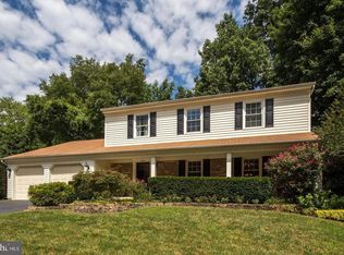 7596 Ruxton Dr, Springfield, VA 22153