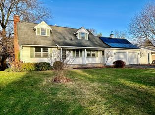 70 Lynnwood Dr, Brockport, NY 14420