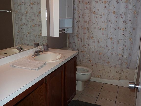 5th image of 172 Reserve Cir APT 104