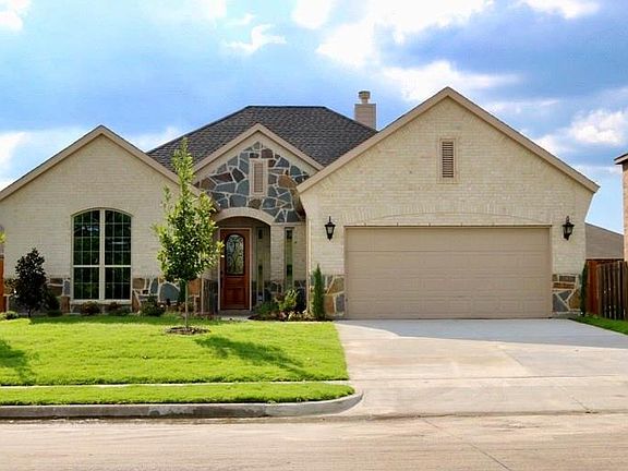 2nd image of 825 Orchid Blvd