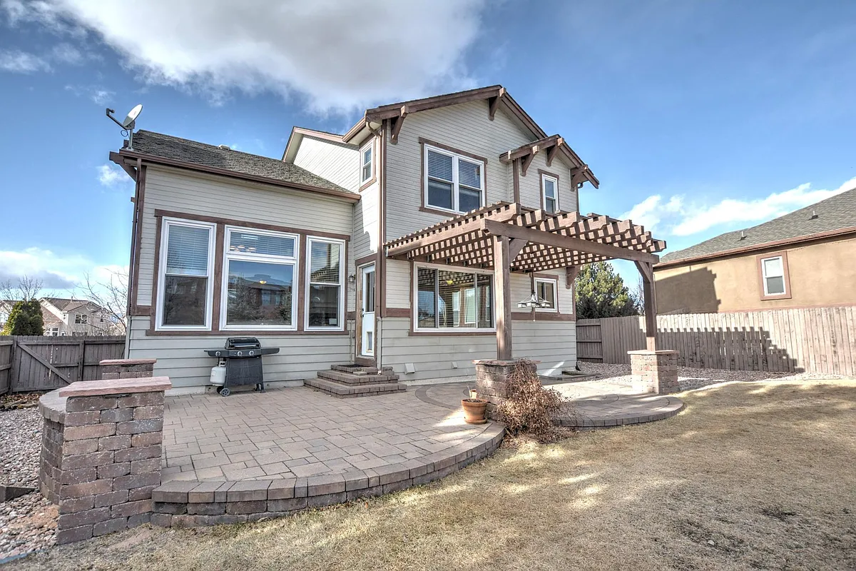 Building Photo - 3825 Cherry Plum Dr