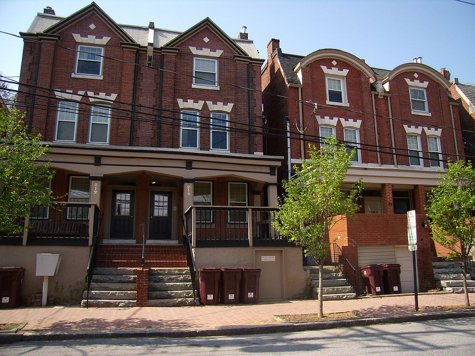 1st image of 212 W 14th St