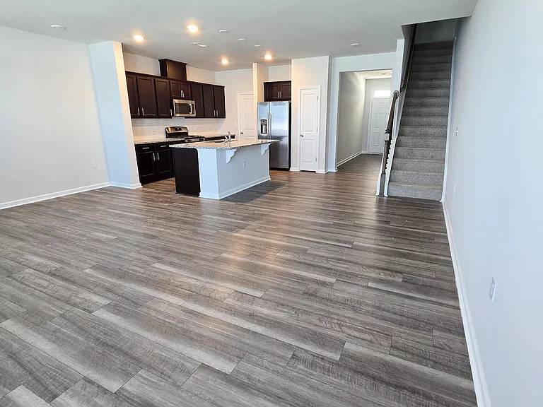 5035 Kota St — Photo 11
