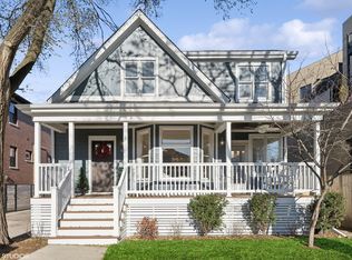 1918 W Grace St, Chicago, IL 60613