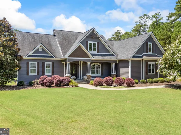 594 Melody Point, Hartwell, GA 30643