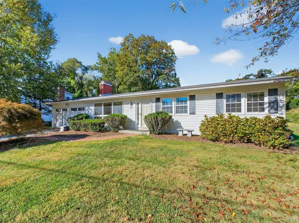 1 Philmore Drive, Poughkeepsie, NY 12603