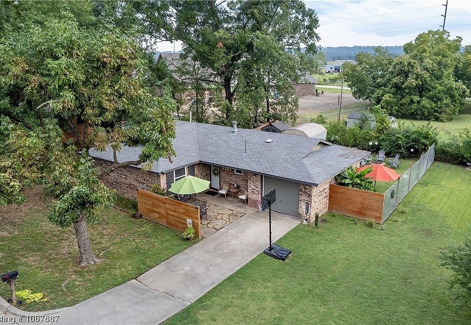1101 SE 10th St, Muldrow, OK 74948 Zillow