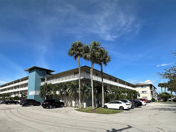 5th image of 5800 Margate Boulevard #325
