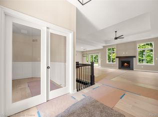 34823 Cardinal Ln, Richmond, MI 48062