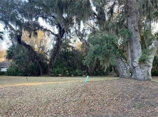 173 Country Club Dr, Saint Simons Island, GA 31522