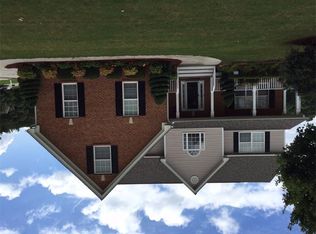 1037 Fountain Lakes Ct, Lawrenceville, GA