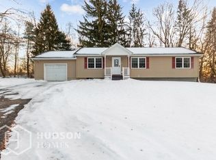 245 Quaker St, Wallkill, NY 12589