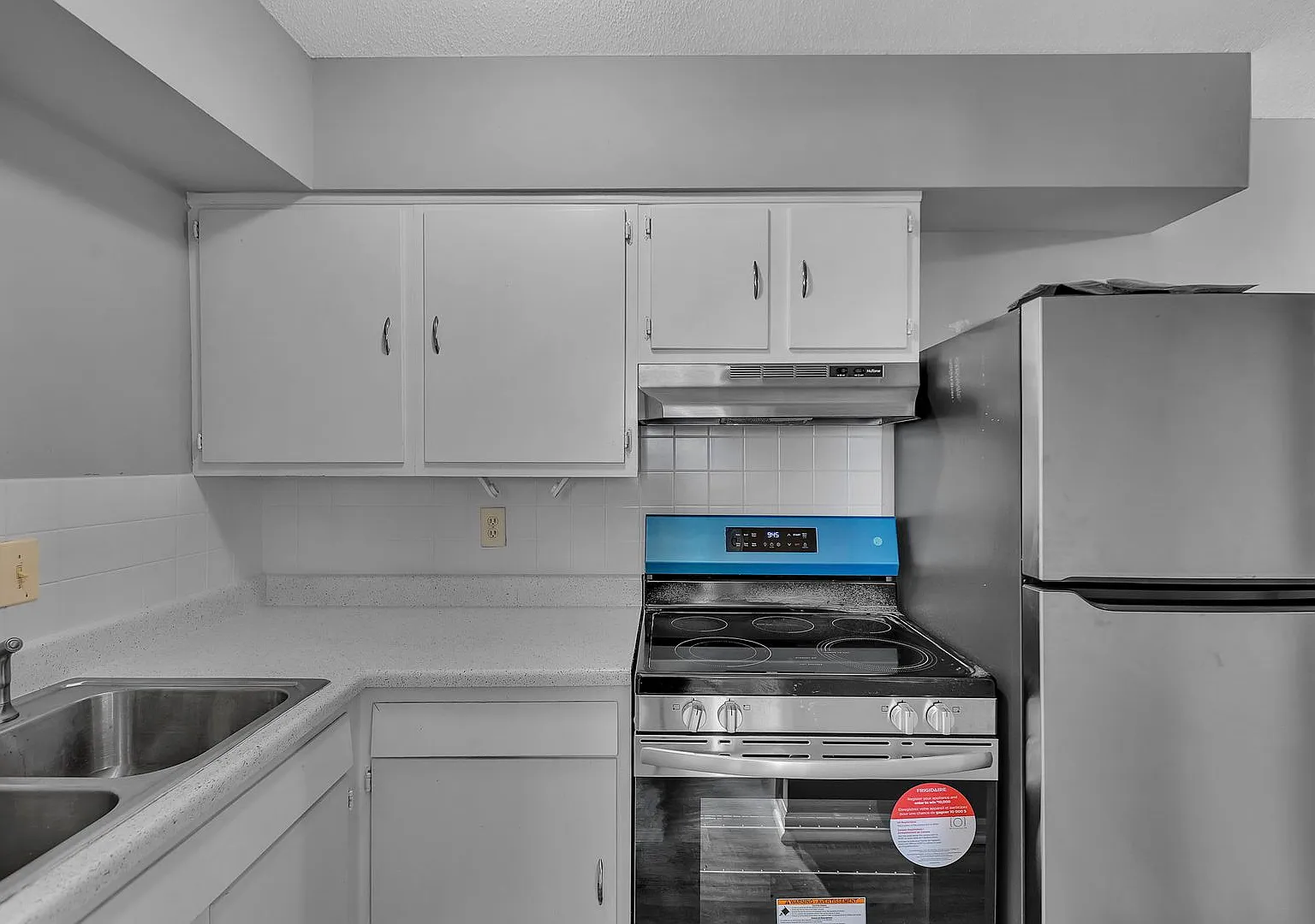 Barat Ave Apartments — Photo 3