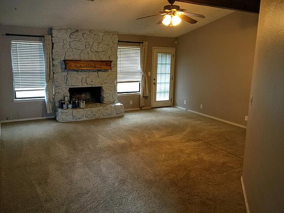 Living Room w/ Vaulted Ceiling