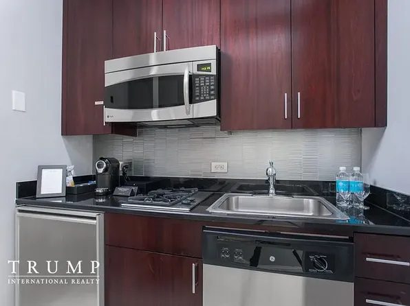 1 Central Park West image 3 of 10