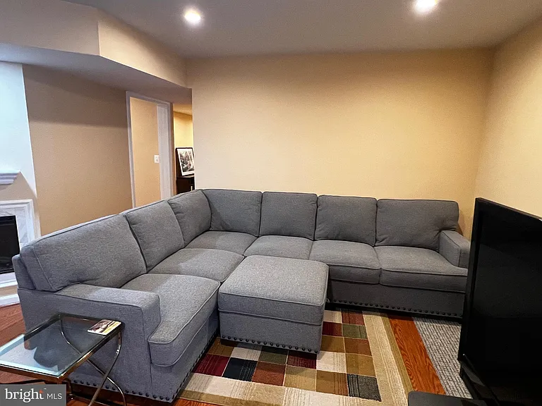5802 Telluride Ln #BASEMENT — Photo 9