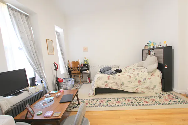 Rented by Corcoran | media 15