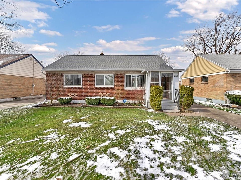 1st image of 234 Nokomis Pkwy