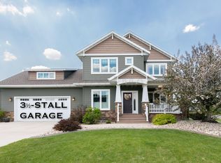 3706 Hidden Cir, West Fargo, ND