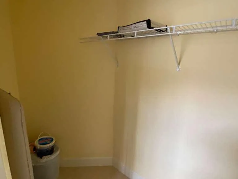 walk-in closet